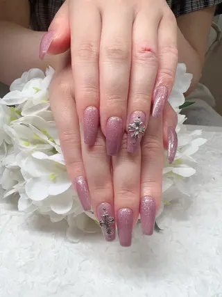 ネイル Yui Nail所属・林 ゆいのネイルデザイン