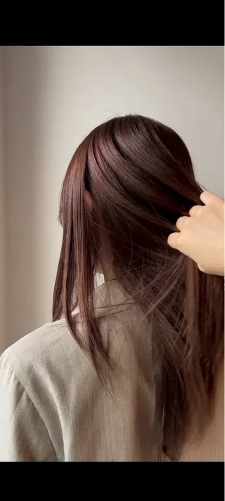 ロング 長與 夕夏のヘアスタイル
