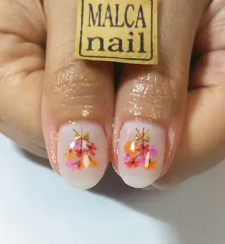 ネイル MALCAnail(マルカネイル)所属・荒木 莉奈のネイルデザイン