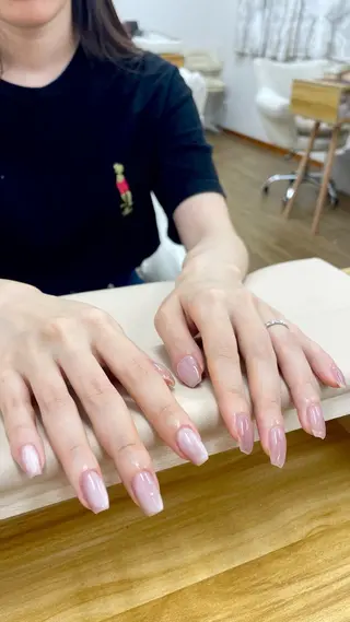 ネイル パラジェル登録店　Nailsalon Amour  上野湯島店所属・🩵ネイルスト 🩵かなのネイルデザイン
