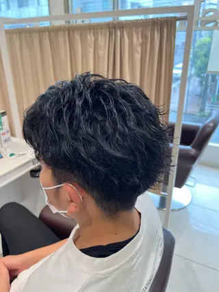 パーマ メンズ 佐々木 拓海のヘアスタイル