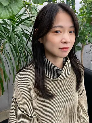 セミロング カラー 似合わせカット レイヤーボブウルフのヘアスタイル