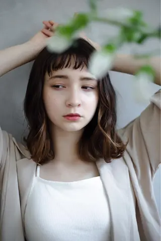 ミディアム 久永 菫のヘアスタイル