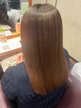 ロング よしだ しおりのヘアスタイル