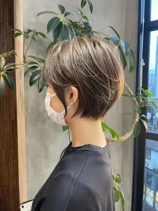 ショート カラー 🉐レイヤー/塩見 弘樹🉐渋谷のヘアスタイル