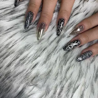 ネイル la vie  Luire所属・la vie Luire ｱｽｶのネイルデザイン