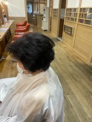 ショート 金森 有希のヘアスタイル