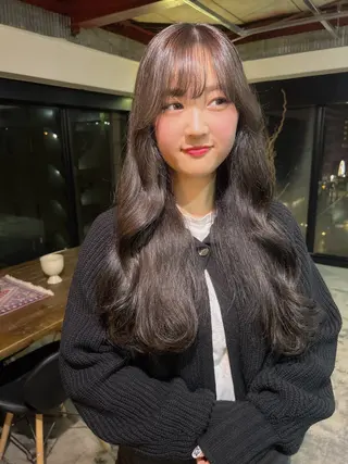 ロング レイヤー/ハイトーン カラー/SHISEIのヘアスタイル