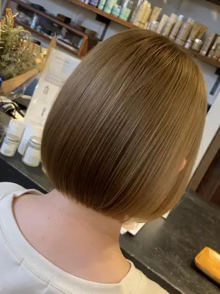 ショート COMMUOVERE瓢箪山店所属・瓦井 慧のヘアスタイル