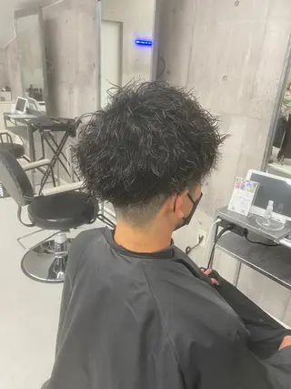 ショート メンズ メンズカット/波巻き TAKUMAのヘアスタイル