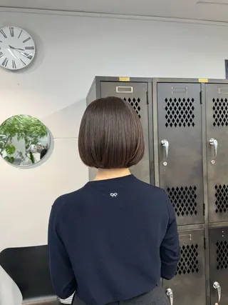 ショート INORI|艶カラ ー|フェイスレイヤーのヘアスタイル