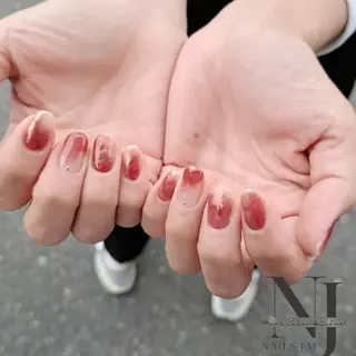 ネイル 島屋 千奈美のネイルデザイン