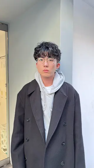 ショート パーマ メンズ GO TODAY SHAiRE SALON NU茶屋町店所属・メンズ特化 河内翔吾のヘアスタイル