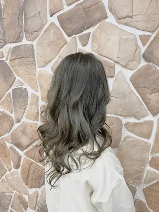 ミディアム カラー エリアNo.1カラー ⭐️hikaru⭐️のヘアスタイル