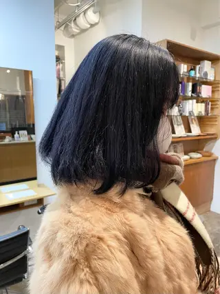 ミディアム オリーブカラー 長谷川のヘアスタイル