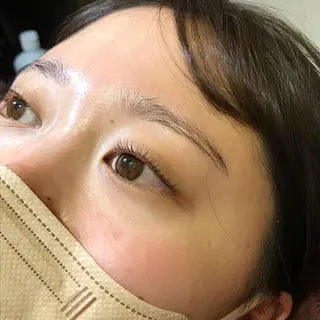 マツエク・マツパ Cure所属・三澤 朱里の眉毛・アイブロウイメージ