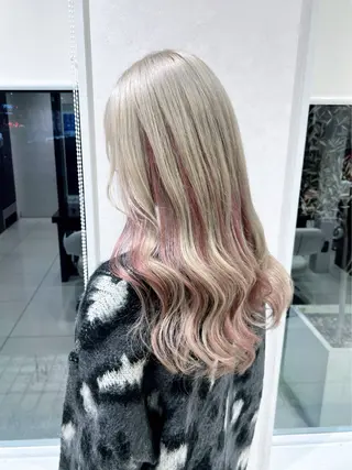 カラー nehus nagaoka所属・🖤複雑履歴ブリーチ Mizuki 🖤のヘアスタイル