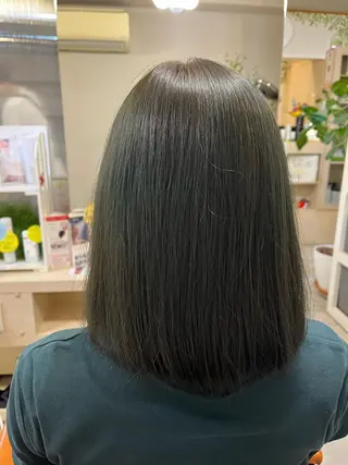 ミディアム 南 祐希のヘアスタイル