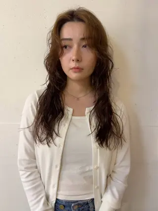 ロング パーマ RikO *. 海外風ヘアのヘアスタイル