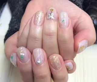 ネイル 新橋 ルキナ スタッフのネイルデザイン