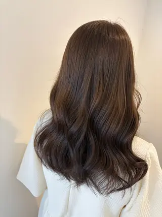 セミロング カラー 黒川 綾音のヘアスタイル