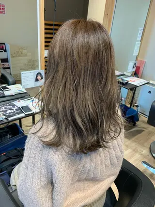 ミディアム カラー 大久保 隆蔵のヘアスタイル