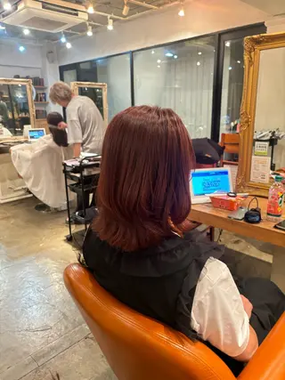 ミディアム カラー 髪質改善カラー ベージュ🤎YUMEのヘアスタイル