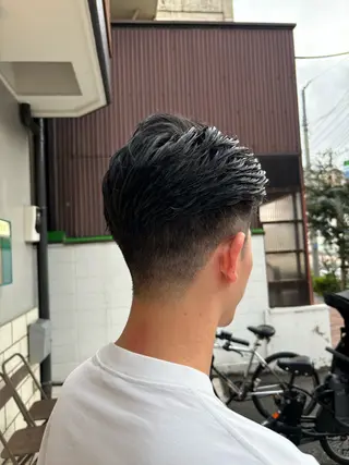 ミディアム ⭐️綾瀬駅「無料」 穴久保光のヘアスタイル