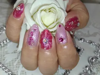 ネイル エステとネイル ローズコンフォートのネイルデザイン