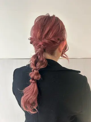 ロング ヘアアレンジ にった みずきのヘアスタイル
