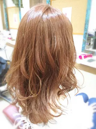 セミロング カラー 美容歴18年以上🌈 山口のヘアスタイル