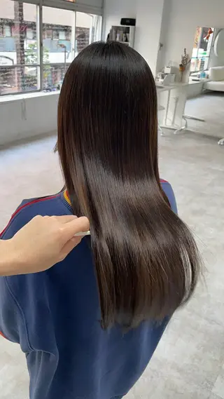 ロング CoCooN TAKUMAのヘアスタイル