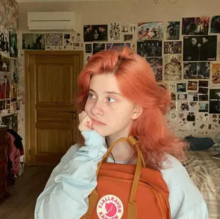 カラー minami🪷 暖色カラーのヘアスタイル