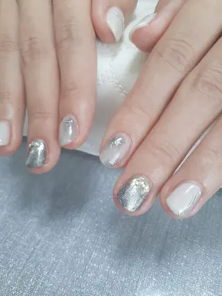 ネイル 鈴木 憂維のネイルデザイン