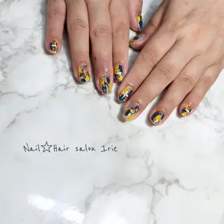 ネイル Hair salon Irie所属・與儀 知佳のネイルデザイン
