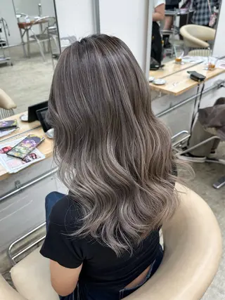 カラー Femme woman所属・Femme ♡AIRIのヘアスタイル
