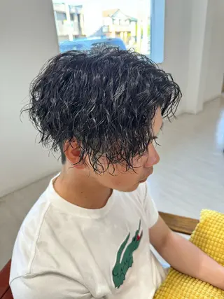 ショート パーマ メンズ Salon de Qualia(サロンドクオリア)所属・杉下　涼/ハイトーン /髪質改善/パーマのヘアスタイル