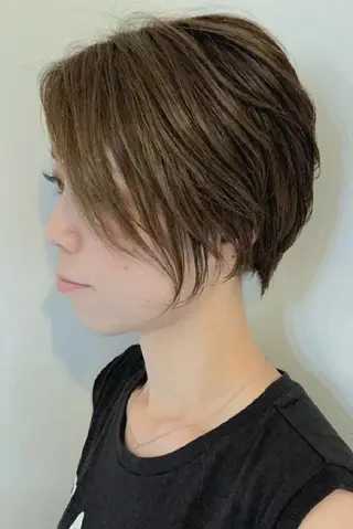 ショート カラー 【大宮】デザイナー Anne 諳 アンのヘアスタイル