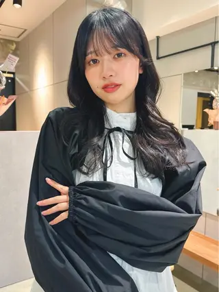 ロング カラー パーマ 🫧小顔×似合わせ× 透明感カラー🫧のヘアスタイル