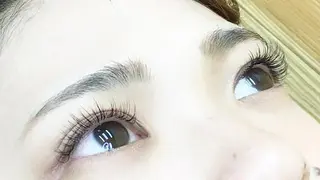 マツエク・マツパ 神戸MAX KELLY所属・w Chisatoのマツエク・マツパデザイン