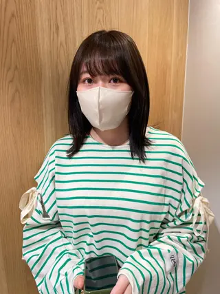 ミディアム カラー iet.所属・ウルフ/ボブ/耳ツボ ジュエリー◎ricoのヘアスタイル