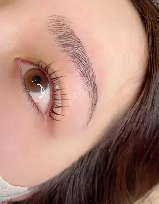 アイブロウ hair studio rehat所属・まつ毛🎀アイブロウ IZUのマツエク・マツパデザイン