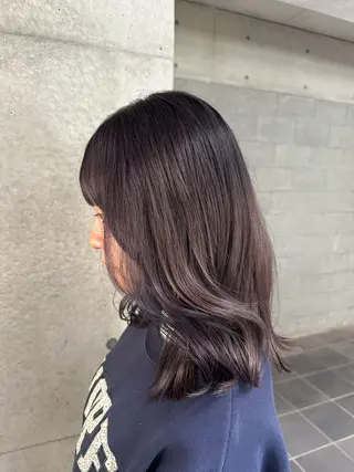 ミディアム カラー MISAKI ‎のヘアスタイル