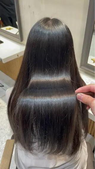 セミロング カラー 似合わせカット✂️✖ 髪質改善カラーのヘアスタイル
