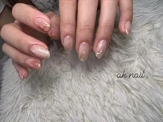 ミディアム ネイル ak nail .のネイルデザイン