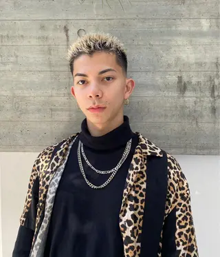 カラー メンズ パーマ、髪質改善 カズマのヘアスタイル