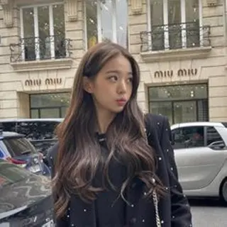 カラー ロング 🤍韓国大人っぽ ベージュMAI🤍のヘアスタイル