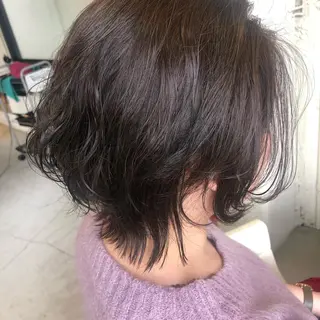 ショート カラー 小森 樹奈のヘアスタイル
