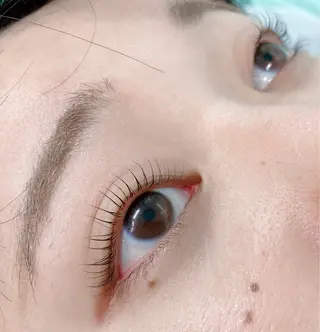 マツエク・マツパ まつ毛パーマ専門& men's眉AYAの眉毛・アイブロウイメージ