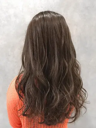 セミロング ANDO HIKARIのヘアスタイル